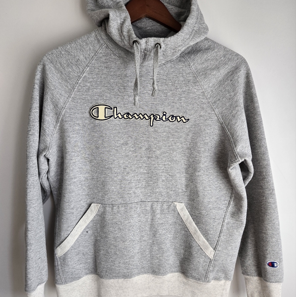 Champion Men's Gray Hoodie Size M (Vintage Look)